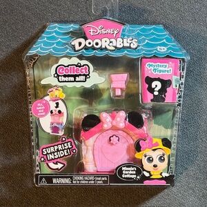 Disney Doorables Minnie Mouse Playset - SEALED